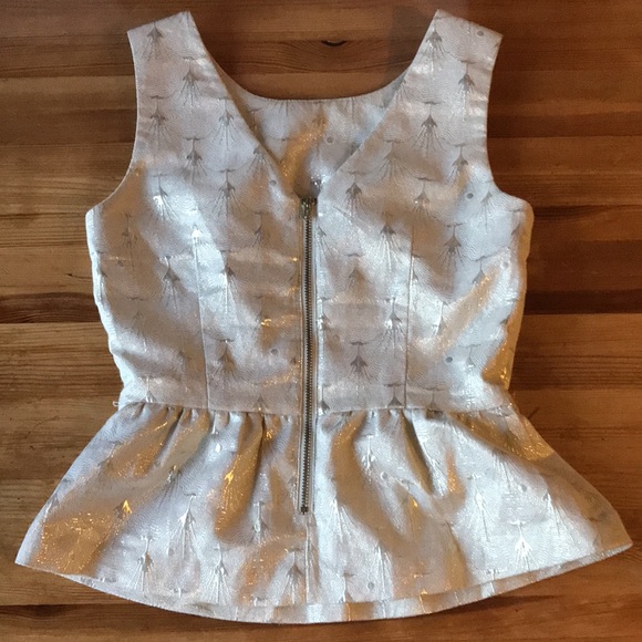 Gold Party Top - Picture 2 of 6